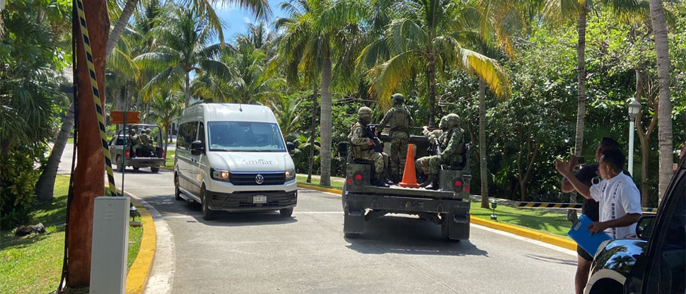 Tres personas mueren en balacera en zona turística de Cancún durante inicio de Semana Santa