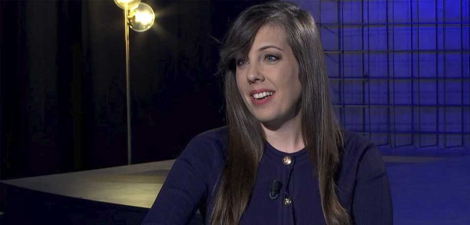 «Claro que con la seguridad sí se come», dice periodista española tras las declaraciones de ARENA
