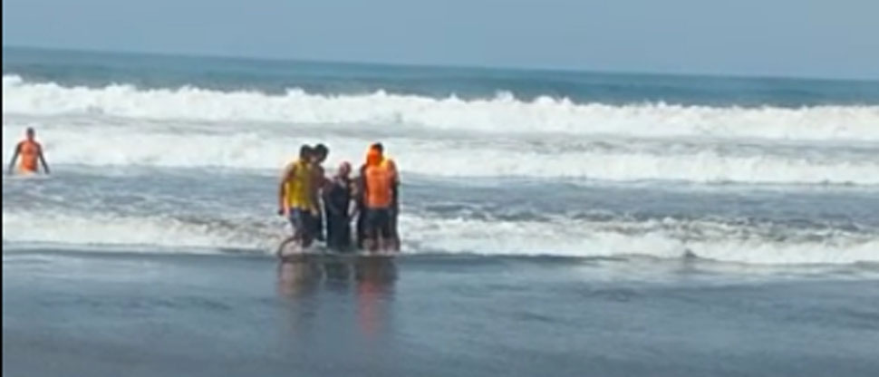 Evitan tragedia: Rescatan a hombre de 50 años que se estaba ahogando en Conchalío