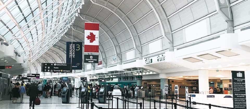 Sujeto se roban contenedor de oro valorado en 15 millones de dólares en aeropuerto de Toronto, Canadá