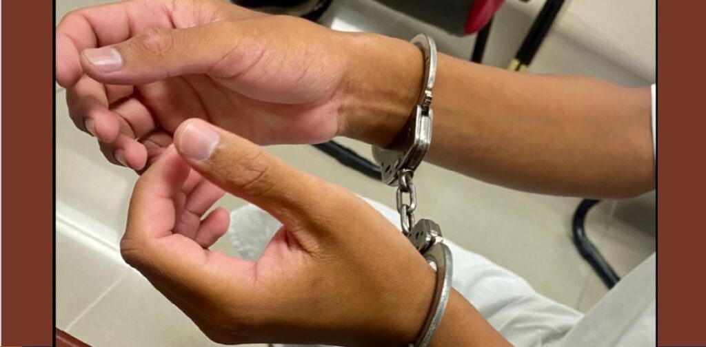 Sujeto es condenado por portar pistola sin documentación dentro de una cervecería