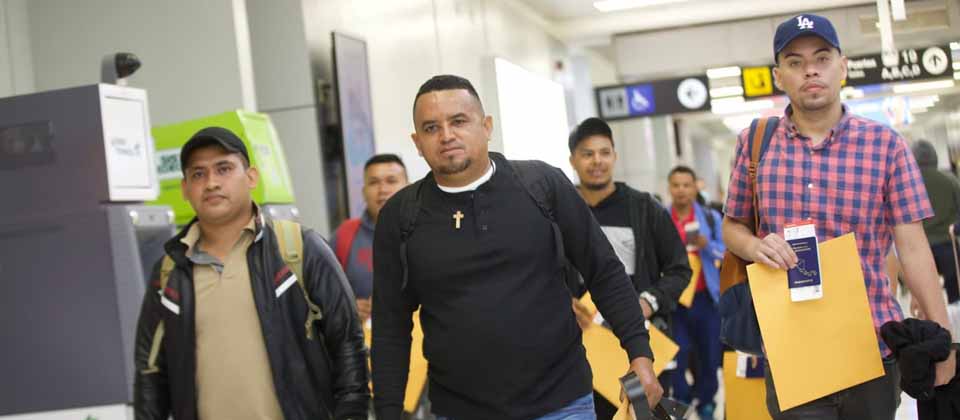 Anuncian salida de nuevo contingente de trabajadores