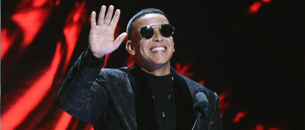 Daddy Yankee se despide de su carrera musical con un concierto en su natal Puerto Rico 