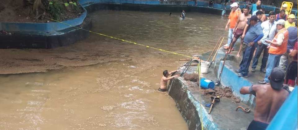 Reportan derrumbe en piscinas de Moncagua, San Miguel