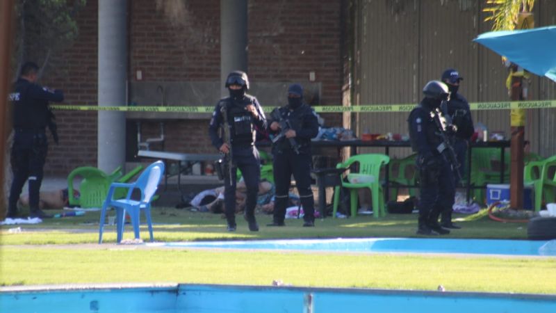 Tiroteo en piscinas públicas deja siete muertos de Guanajuato, México