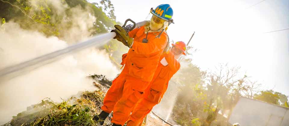 Bomberos ha atendido más de 240 emergencias por incendios en Semana Santa