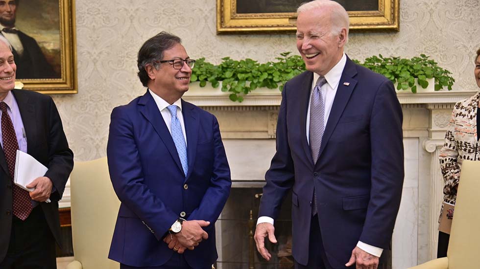 Gustavo Petro pide a Biden eliminar las sanciones a Venezuela  