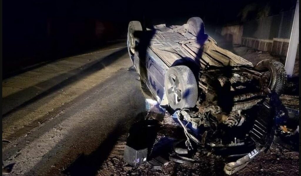Joven conductor pierde la vida tras accidentarse aparatosamente esta madrugada