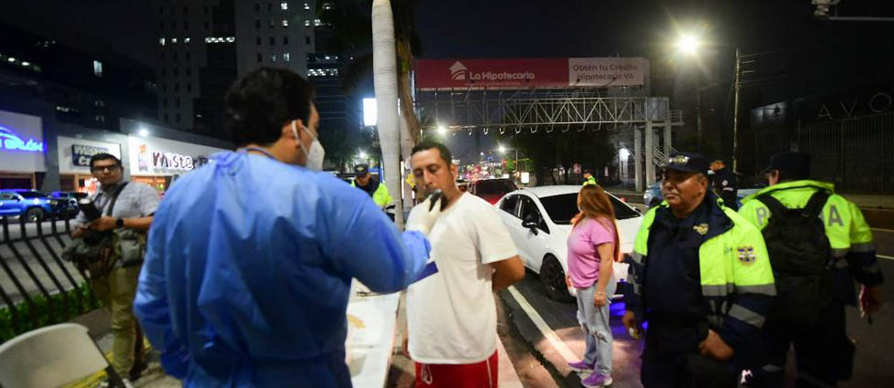 Instalan control antidoping para sacar a conductores ebrios de las calles