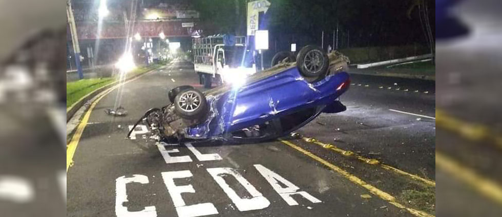 Un lesionado tras fuerte accidente en el bulevar Los Próceres