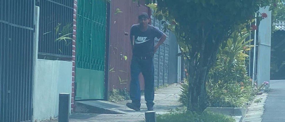 Denuncian a hombre por enseñar «miembro reproductor» a mujer