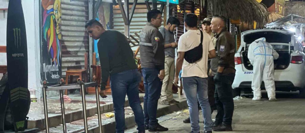 Ataque armado en Ecuador deja 6 personas asesinadas en un restaurante