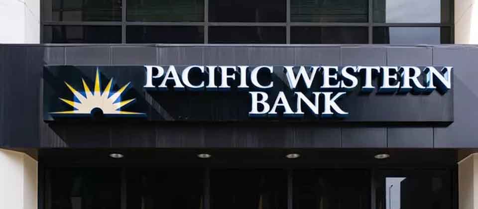 Acciones del banco estadounidense PacWest se derrumban y podría ser puesto en venta