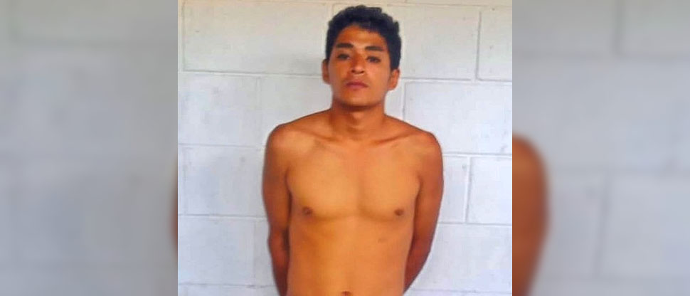Capturan a sujeto que intentó asesinar con un machete a una mujer en Chalatenango