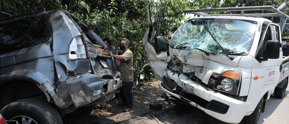 Varios lesionados deja aparatoso accidente en carretera Troncal del Norte