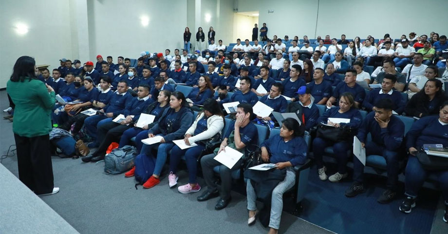 Primer contingente de trabajadores salvadoreños viajará este viernes a Estados Unidos 