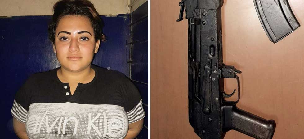 Capturan a guatemalteca que trató de introducir un fusil AK-47 al país por un punto ciego