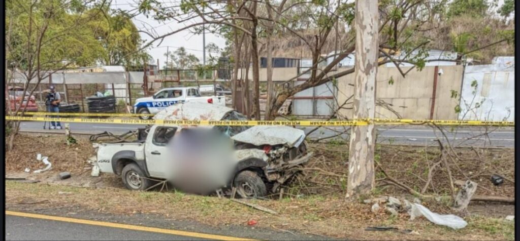 Se registra fatal accidente esta tarde en carretera Panamericana, San Vicente