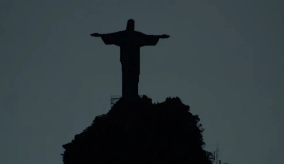 Brasil apaga las luces del Cristo Redentor en solidaridad con Vinicius