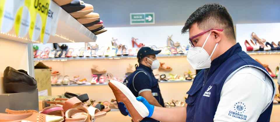 Defensoría del Consumidor supervisa precios en artículos en vísperas del Día de la Madre