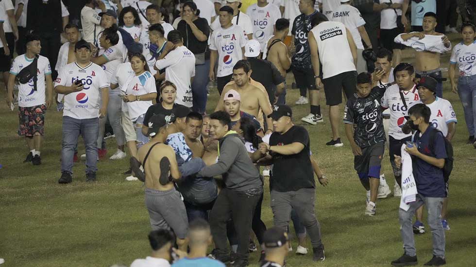 INDES rompe contrato de patrocinio con Primera División tras tragedia en estadio Cuscatlán