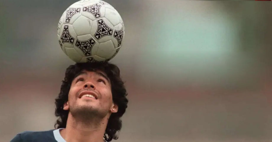 Recuperan la cuenta oficial de Diego Maradona en Facebook tras sufrir un ciberataque