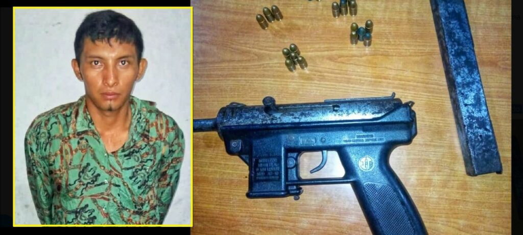 Equipos policiales sorprenden a sujeto armado con sub ametralladora
