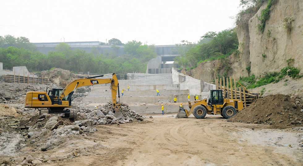 Obras de mitigación en río Las Cañas de Ilopango llevan un 70 % de avance 