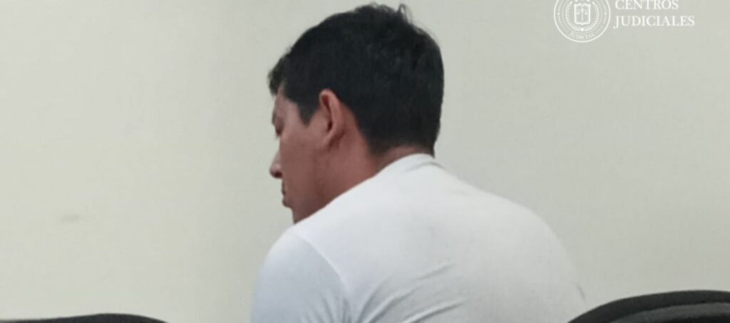 Ordenan prisión preventiva para profesor acusado de tocar indebidamente a una alumna