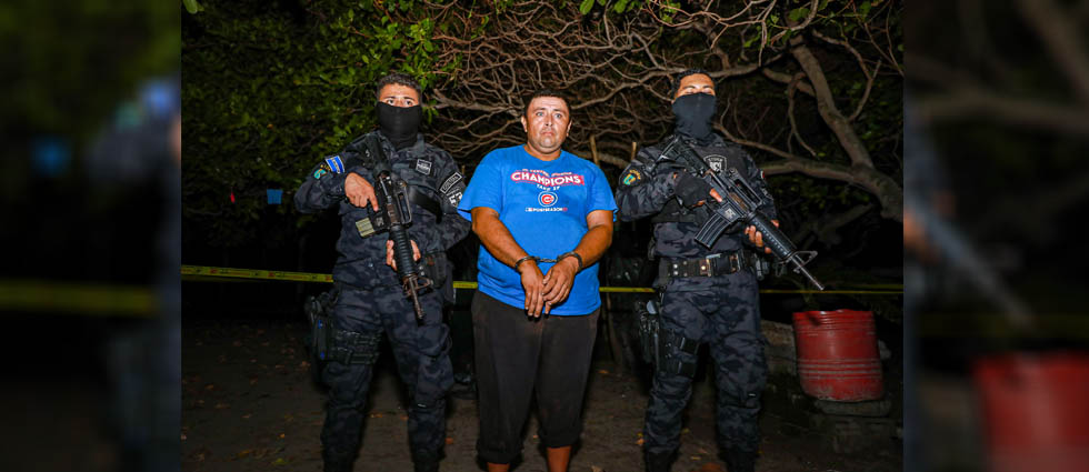 Policías hallan en una ‘caleta’ unos 500 kilos de cocaína