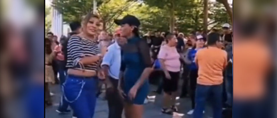 Yanira Berríos se enoja porque “La Catracha” se metió a bailar con ella durante un “Live”