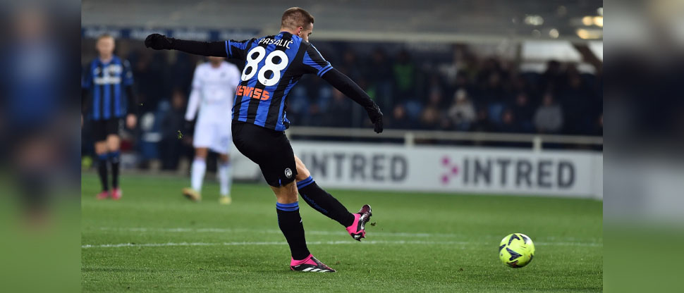 En Italia prohiben el número 88 en las camisetas de los futbolistas