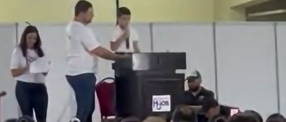 Niño suplica que no enseñen la ideología de género en las escuelas de Honduras