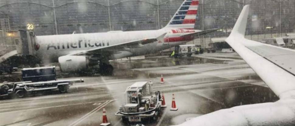 Se retrasan ciento de vuelos con destinos a Nueva York y Washington