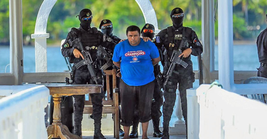 Juez decreta prisión contra sujeto que tenía almacenados más de 400 kilos de cocaína
