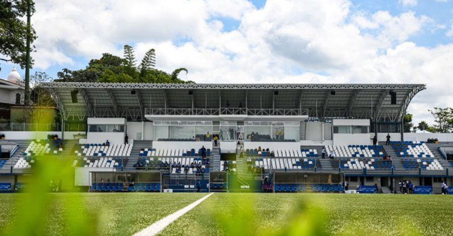 Entregan trabajos de remodelación del Estadio Nacional Las Delicias, en Santa Tecla