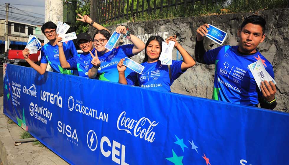 Voluntarios de San Salvador 2023 reciben el mes de los juegos con entusiasmo