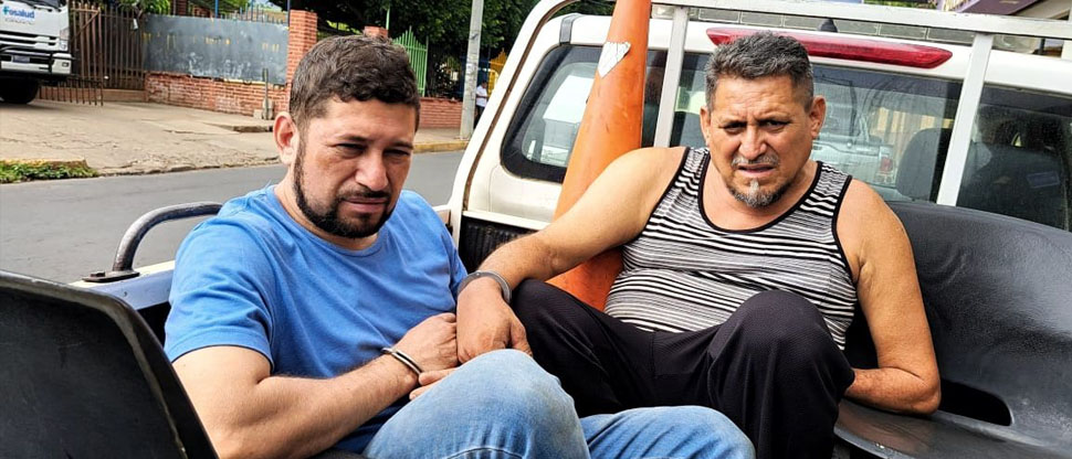 Capturan a sujetos que hurtaban en negocios de Ahuachapán
