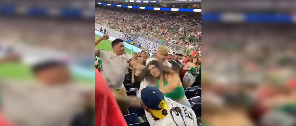 Sujetos dieron golpiza a aficionada durante partido entre mexicanos y hondureños en Copa Oro