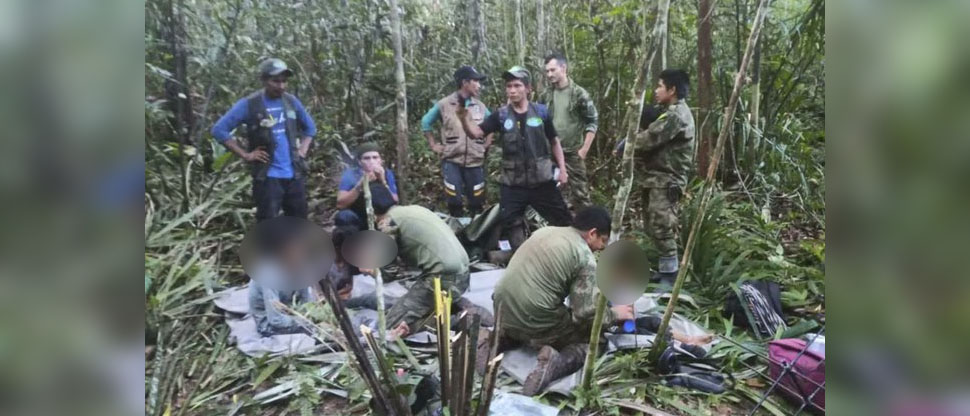 Encuentran con vida a cuatro niños en selva amazónica un mes después que su avión se accidentara
