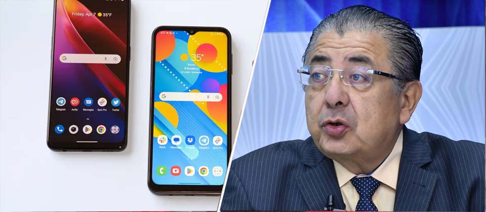 Ronal Umaña afirma que las personas que usan el celular «no piensan»