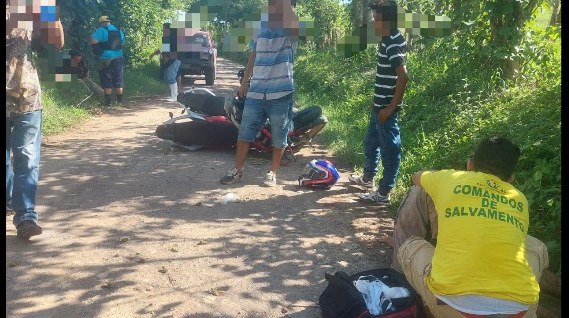 Dos motociclistas chocan de frente en Ciudad Dolores, Morazán
