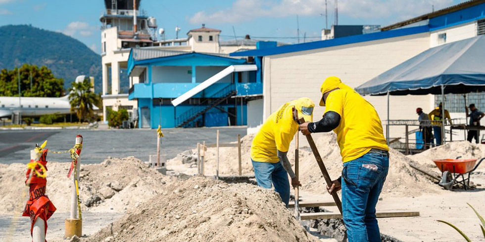 Trabajos en el aeropuerto de Ilopango tienen un 45% de avance