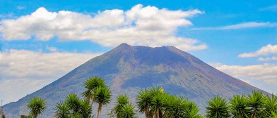 Continúa disminución de desgasificación y actividad sísmica en volcán Chaparrastique