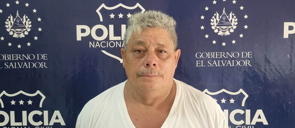 FGR presenta requerimiento contra sujeto que mató a un hombre en una cancha de fútbol