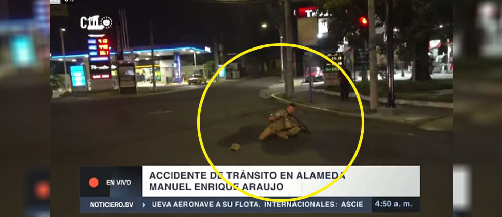 Arrollan a soldado mientras custodiaba escena de accidente de tránsito