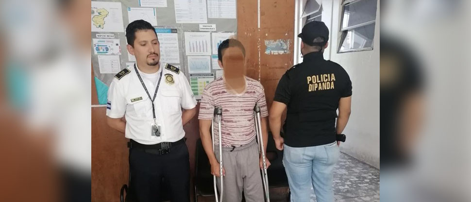 Autoridades guatemaltecas entregan al Animal, pandillero salvadoreño que quería escapar del Régimen de Excepción