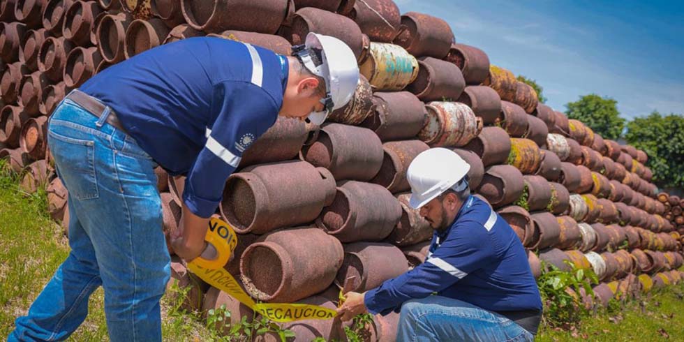 Autoridades retiran más de 119,000 cilindros de gas