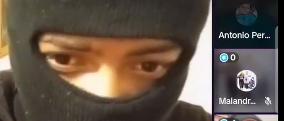 VIDEO: Denuncian a supuestos pandilleros haciendo un “Live” de TikTok 