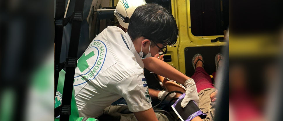 Jovencita termina con graves quemaduras tras caerle agua hirviendo